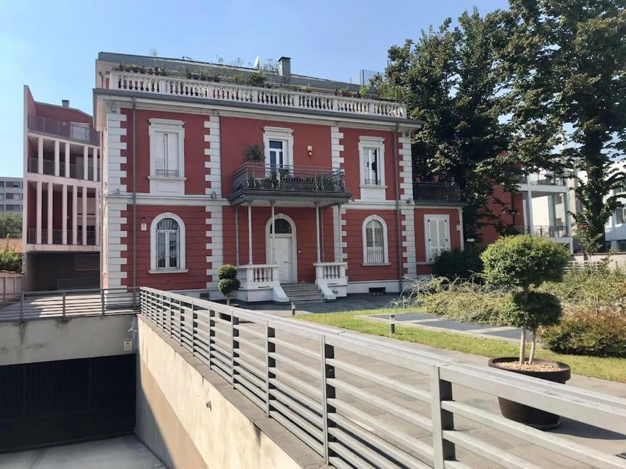 Apartamento Comodo Bilocale Nuovo Milano Exterior foto